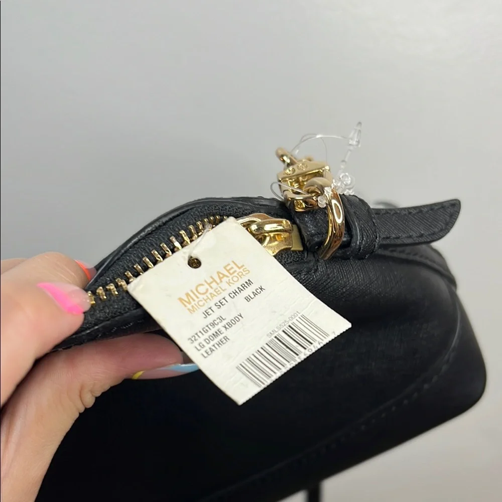 Michael Kors Jet Set Charm Large Dome Crossbody. Bag.
